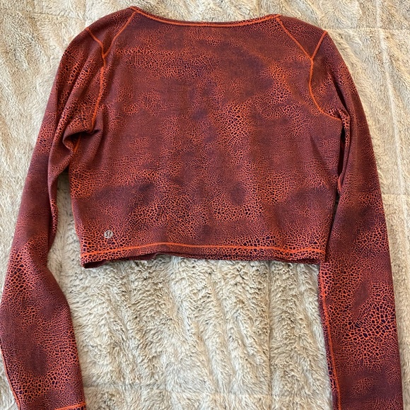 Lululemon Wunder Train Cropped Long Sleeve in Crackle Glaze Orange - Picture 4 of 4